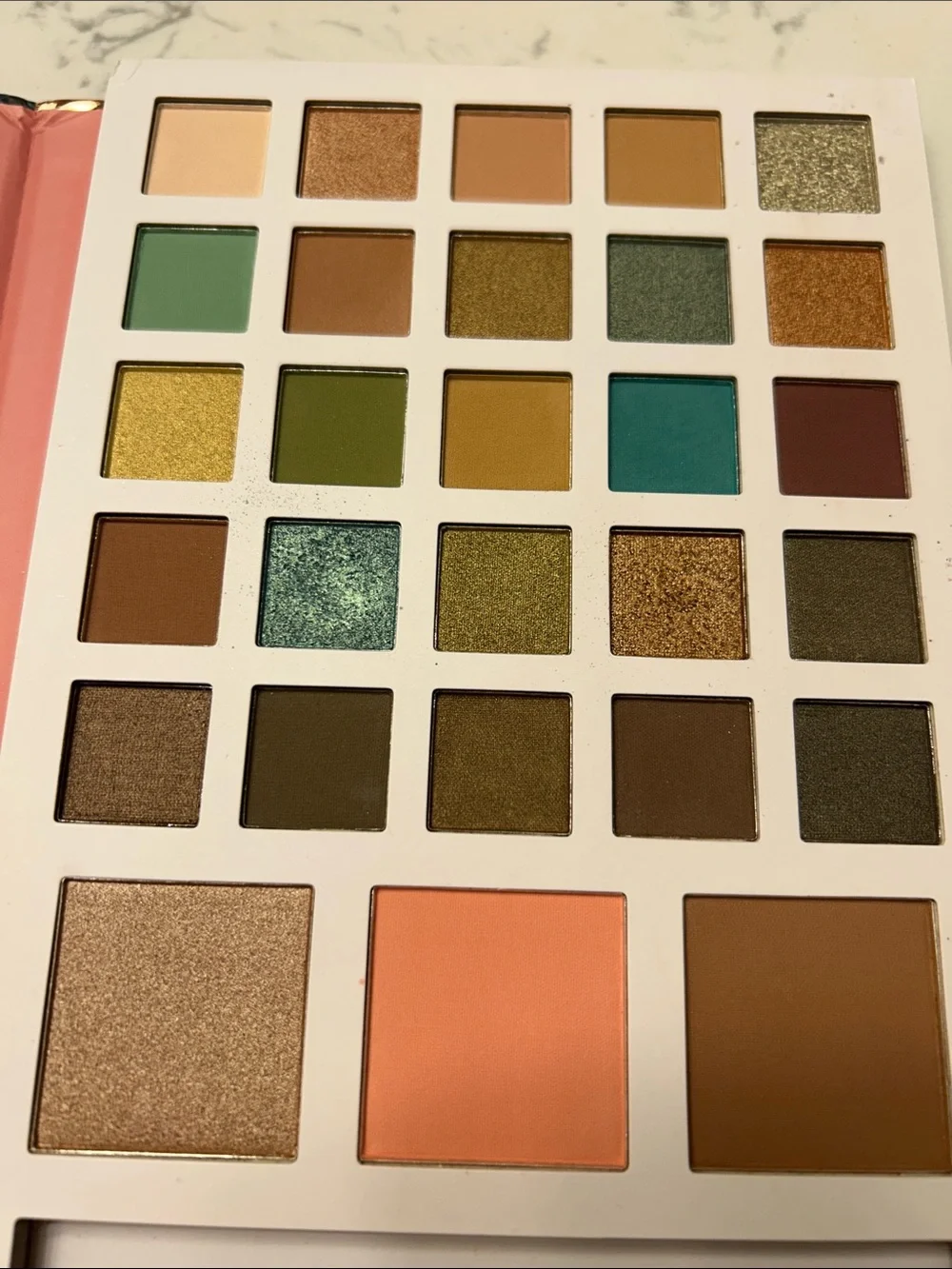 Profusion Cosmetics Beauty Book Eye & Face Palette - Teal & Pink Artwork NWOT!